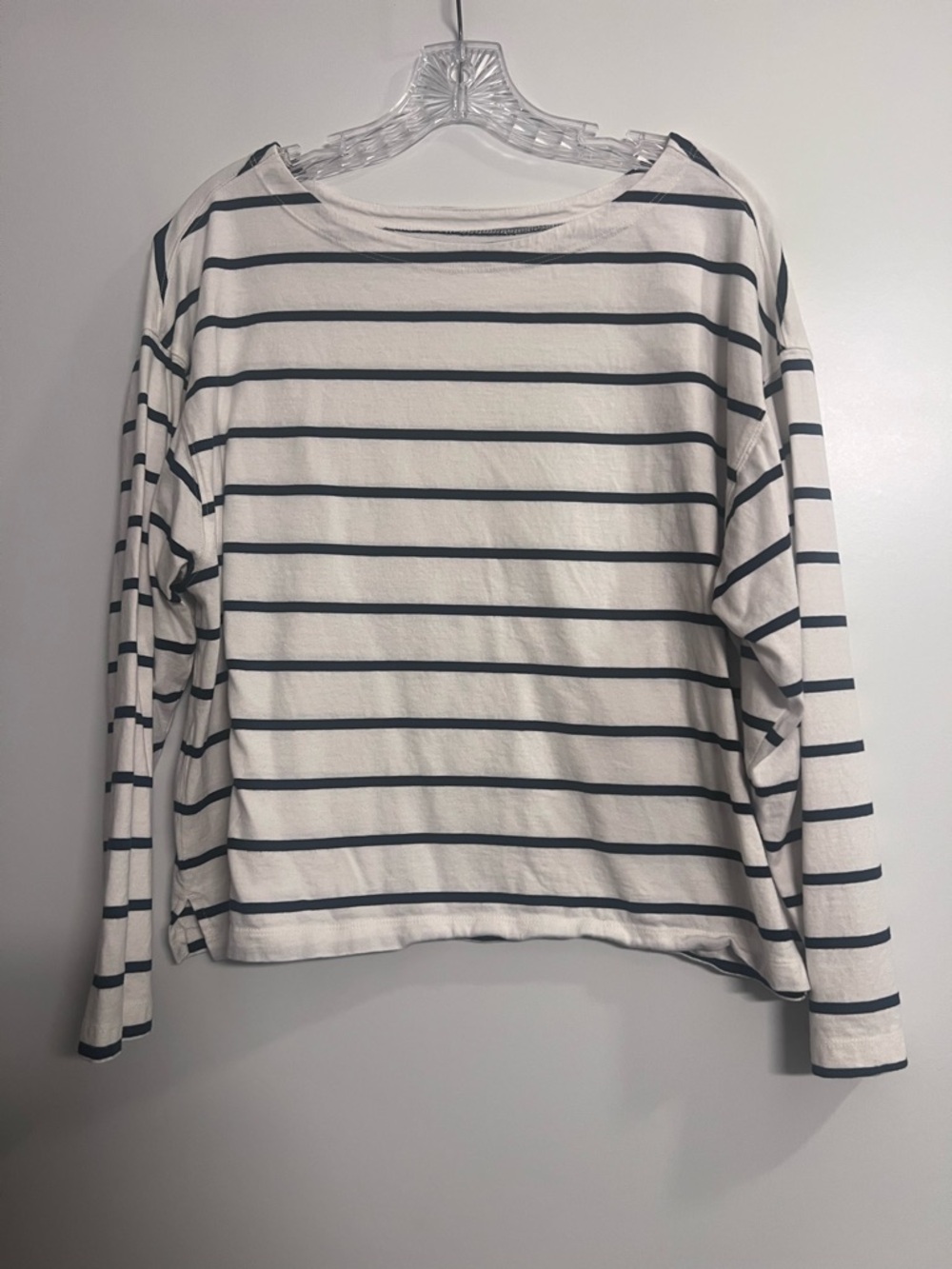 Old Navy blue & white stripe top